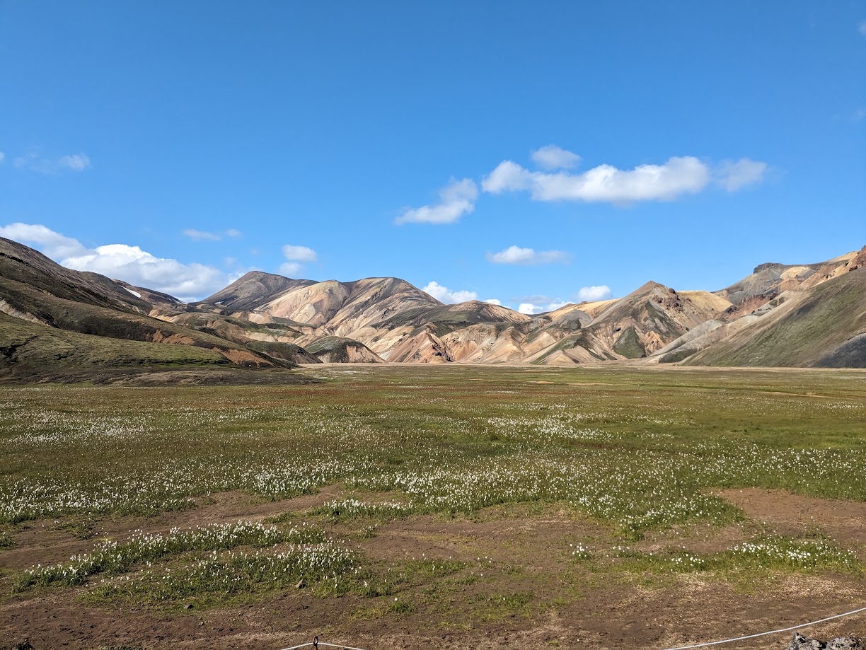 An image of the pristine valley at Landmannalaugar